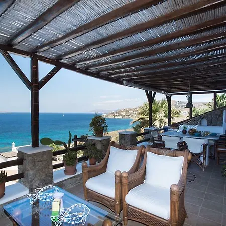 Sofia's Mykonos Agios Ioannis Diakoftis