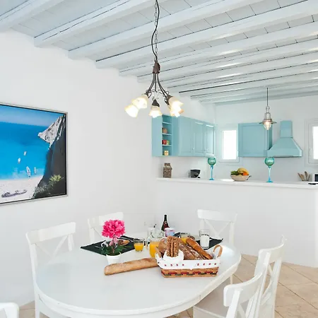 Sofia's Mykonos Villa Agios Ioannis Diakoftis